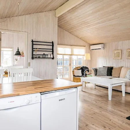 6 Person In Holiday home *